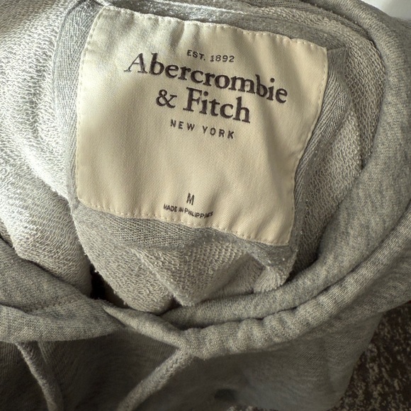 Abercrombie & Fitch Grey Cropped Girl's Hoodie Size M - Picture 3 of 4